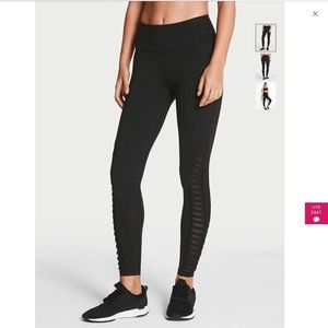 Victoria’s Secret Knockout Workout Legging